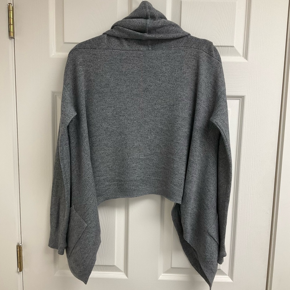 Lululemon Hooded Cabin Yogi Sweater Wrap - Picture 3 of 9